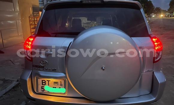 Ra Àlòkù Toyota RAV4 Alawọ ewe Ọkọ̀ in Cotonou ni Benin Ra Àlòkù Toyota RAV4 Alawọ ewe Ọkọ̀ in Cotonou ni Benin