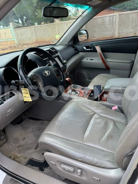 Big with watermark toyota highlander benin cotonou 20605