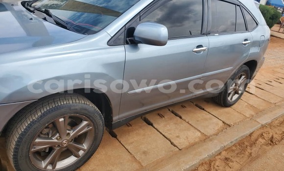 Sayi Na hannu Lexus RX 330 Blue Mota in Cotonou a Benin Sayi Na hannu Lexus RX 330 Blue Mota in Cotonou a Benin