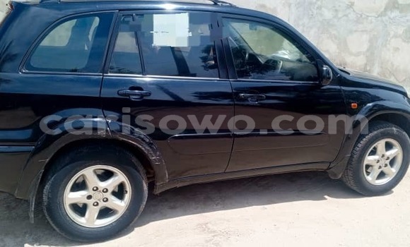 Ra Àlòkù Toyota RAV4 Black Ọkọ̀ in Cotonou ni Benin Ra Àlòkù Toyota RAV4 Black Ọkọ̀ in Cotonou ni Benin