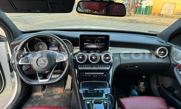 Acheter Occasion Voiture Mercedes-Benz C-Classe Gris à Cotonou, Benin Acheter Occasion Voiture Mercedes-Benz C-Classe Gris à Cotonou, Benin