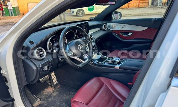 Acheter Occasion Voiture Mercedes-Benz C-Classe Gris à Cotonou, Benin Acheter Occasion Voiture Mercedes-Benz C-Classe Gris à Cotonou, Benin