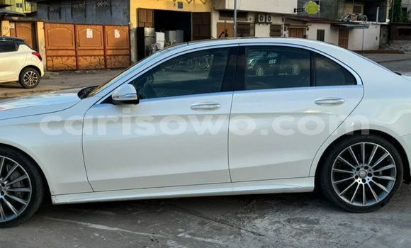Acheter Occasion Voiture Mercedes-Benz C-Classe Gris à Cotonou, Benin Acheter Occasion Voiture Mercedes-Benz C-Classe Gris à Cotonou, Benin