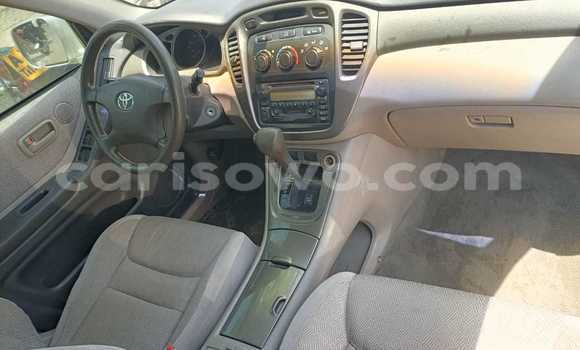 Ra Àlòkù Toyota Highlander Silver Ọkọ̀ in Cotonou ni Benin Ra Àlòkù Toyota Highlander Silver Ọkọ̀ in Cotonou ni Benin