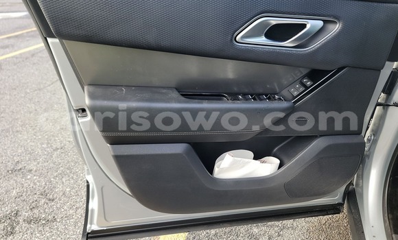 Acheter Occasion Voiture Land Rover Range Rover Velar Autre à Cotonou, Benin Acheter Occasion Voiture Land Rover Range Rover Velar Autre à Cotonou, Benin