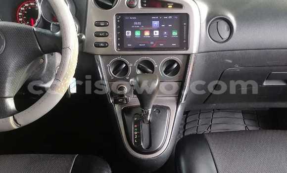 Ra Àlòkù Toyota Matrix Silver Ọkọ̀ in Cotonou ni Benin Ra Àlòkù Toyota Matrix Silver Ọkọ̀ in Cotonou ni Benin