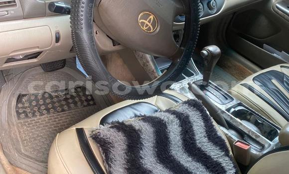 Ra Àlòkù Toyota Camry funfun Ọkọ̀ in Abomey Calavi ni Benin Ra Àlòkù Toyota Camry funfun Ọkọ̀ in Abomey Calavi ni Benin