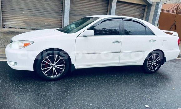 Acheter Occasion Voiture Toyota Camry Blanc à Abomey Calavi, Benin Acheter Occasion Voiture Toyota Camry Blanc à Abomey Calavi, Benin