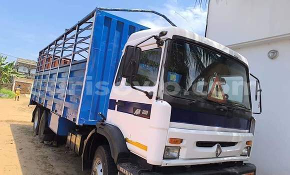 Sayi Na hannu Renault G300 Sauran Babbar mota in Abomey Calavi a Benin