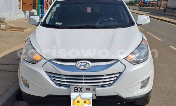 Acheter Occasion Voiture Hyundai Tucson Blanc à Abomey Calavi, Benin Acheter Occasion Voiture Hyundai Tucson Blanc à Abomey Calavi, Benin