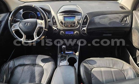 Acheter Occasion Voiture Hyundai Tucson Blanc à Abomey Calavi, Benin Acheter Occasion Voiture Hyundai Tucson Blanc à Abomey Calavi, Benin