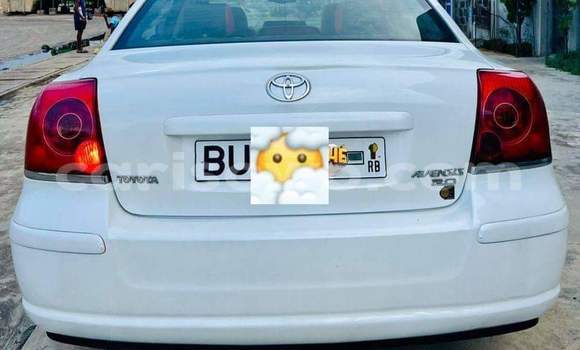 Acheter Occasion Voiture Toyota Avensis Blanc à Banikoara, Benin Acheter Occasion Voiture Toyota Avensis Blanc à Banikoara, Benin