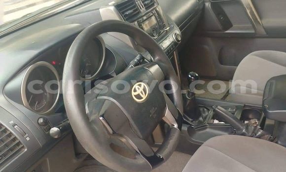 Acheter Occasion Voiture Toyota Prado Blanc à Abomey Calavi, Benin Acheter Occasion Voiture Toyota Prado Blanc à Abomey Calavi, Benin