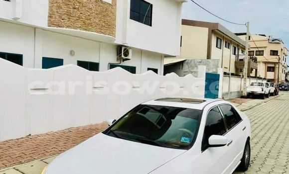 Acheter Occasion Voiture Honda Accord Blanc à Abomey Calavi, Benin Acheter Occasion Voiture Honda Accord Blanc à Abomey Calavi, Benin