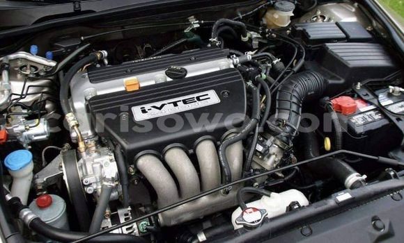 Acheter Occasion Voiture Honda Accord Blanc à Abomey Calavi, Benin Acheter Occasion Voiture Honda Accord Blanc à Abomey Calavi, Benin