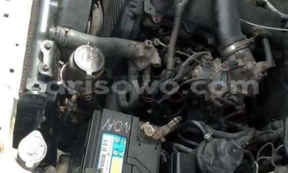 Acheter Occasion Voiture Toyota Hilux Blanc à Abomey Calavi, Benin Acheter Occasion Voiture Toyota Hilux Blanc à Abomey Calavi, Benin