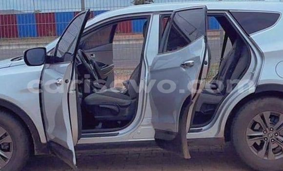 Acheter Occasion Voiture Hyundai Santa Fe Autre à Abomey Calavi, Benin Acheter Occasion Voiture Hyundai Santa Fe Autre à Abomey Calavi, Benin