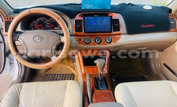 Sayi Na hannu Toyota Camry White Mota in Cotonou a Benin Sayi Na hannu Toyota Camry White Mota in Cotonou a Benin