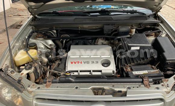 Sayi Na hannu Toyota Highlander Azurfa Mota in Cotonou a Benin Sayi Na hannu Toyota Highlander Azurfa Mota in Cotonou a Benin