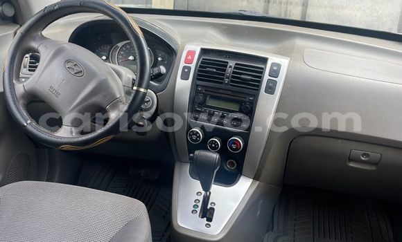 Acheter Occasion Voiture Hyundai Tucson Blanc à Cotonou, Benin Acheter Occasion Voiture Hyundai Tucson Blanc à Cotonou, Benin