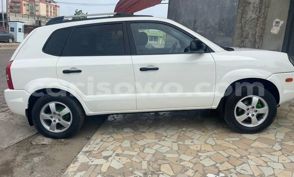 Acheter Occasion Voiture Hyundai Tucson Blanc à Cotonou, Benin Acheter Occasion Voiture Hyundai Tucson Blanc à Cotonou, Benin