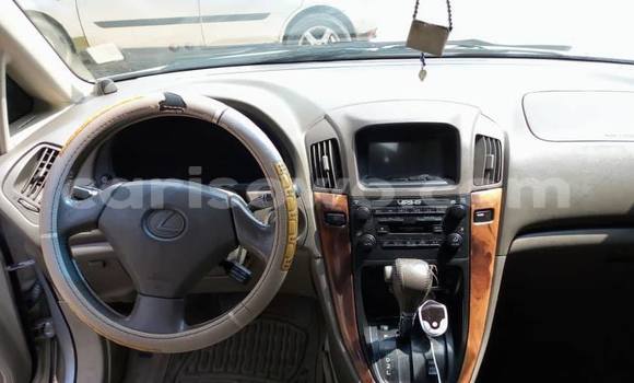 Acheter Occasion Voiture Lexus RX 300 Gris à Porto Novo, Benin Acheter Occasion Voiture Lexus RX 300 Gris à Porto Novo, Benin