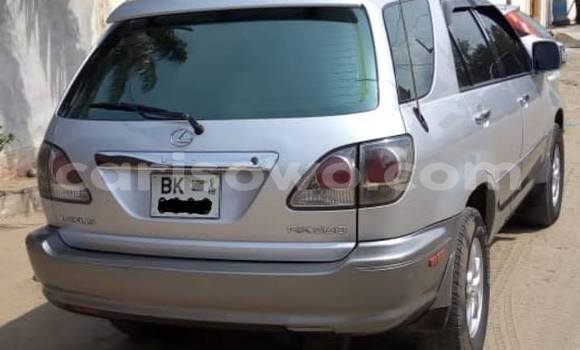 Acheter Occasion Voiture Lexus RX 300 Gris à Porto Novo, Benin Acheter Occasion Voiture Lexus RX 300 Gris à Porto Novo, Benin