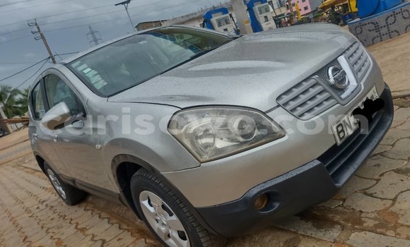 Buy Used Nissan Qashqai Silver Car in Cotonou in Benign Buy Used Nissan Qashqai Silver Car in Cotonou in Benign