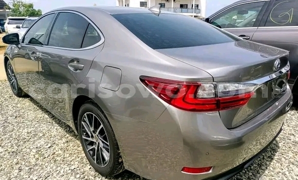 Acheter Neuf Voiture Lexus ES Autre à Cotonou, Benin Acheter Neuf Voiture Lexus ES Autre à Cotonou, Benin