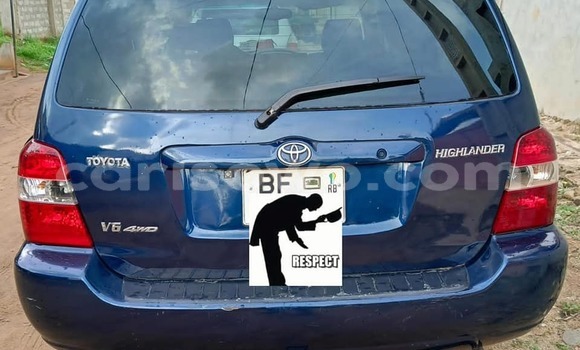 Acheter Occasion Voiture Toyota Highlander Bleu à Cotonou, Benin Acheter Occasion Voiture Toyota Highlander Bleu à Cotonou, Benin