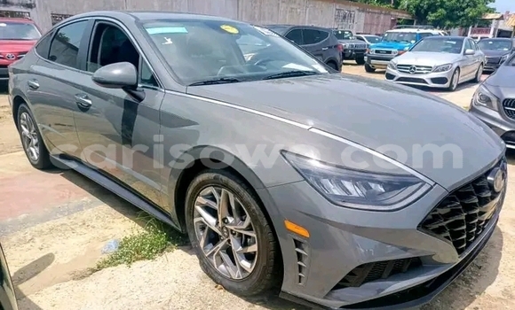 Sayi Sabo Hyundai Sonata Sauran Mota in Cotonou a Benin Sayi Sabo Hyundai Sonata Sauran Mota in Cotonou a Benin