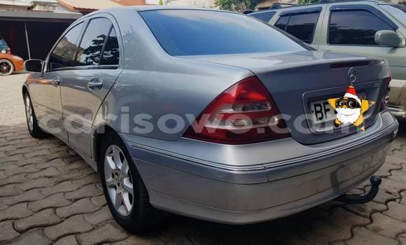 Acheter Occasion Voiture Mercedes-Benz C-klasse Gris à Porto Novo, Benin Acheter Occasion Voiture Mercedes-Benz C-klasse Gris à Porto Novo, Benin