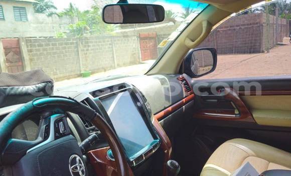 Acheter Occasion Voiture Toyota Land Cruiser Noir à Cotonou, Benin Acheter Occasion Voiture Toyota Land Cruiser Noir à Cotonou, Benin