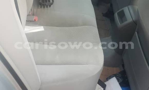 Sayi Na hannu Toyota Camry Sauran Mota in Athieme a Mono Sayi Na hannu Toyota Camry Sauran Mota in Athieme a Mono