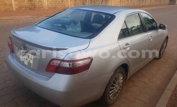 Sayi Na hannu Toyota Camry Sauran Mota in Athieme a Mono Sayi Na hannu Toyota Camry Sauran Mota in Athieme a Mono