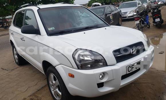 Sayi Na hannu Hyundai Tucson White Mota in Cotonou a Benin Sayi Na hannu Hyundai Tucson White Mota in Cotonou a Benin
