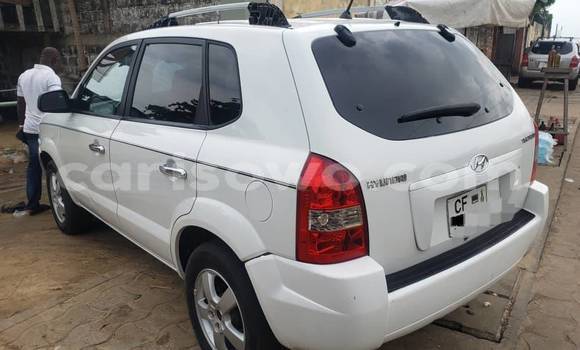 Sayi Na hannu Hyundai Tucson White Mota in Cotonou a Benin Sayi Na hannu Hyundai Tucson White Mota in Cotonou a Benin