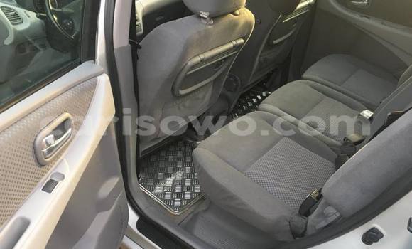 Acheter Occasion Voiture Nissan Almera Gris à Porto Novo, Benin Acheter Occasion Voiture Nissan Almera Gris à Porto Novo, Benin