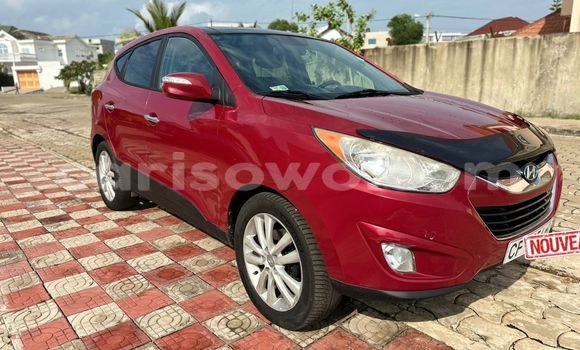 Acheter Occasion Voiture Hyundai Tucson Rouge à Cotonou, Benin Acheter Occasion Voiture Hyundai Tucson Rouge à Cotonou, Benin