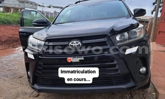 Buy Used Toyota Highlander Black Car in Cotonou in Benign