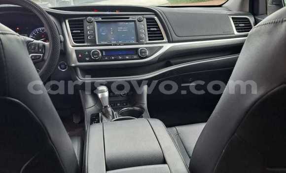 Acheter Occasion Voiture Toyota Highlander Noir à Cotonou, Benin Acheter Occasion Voiture Toyota Highlander Noir à Cotonou, Benin