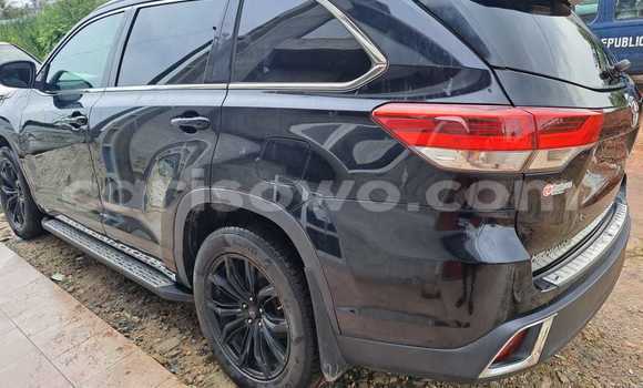 Acheter Occasion Voiture Toyota Highlander Noir à Cotonou, Benin Acheter Occasion Voiture Toyota Highlander Noir à Cotonou, Benin