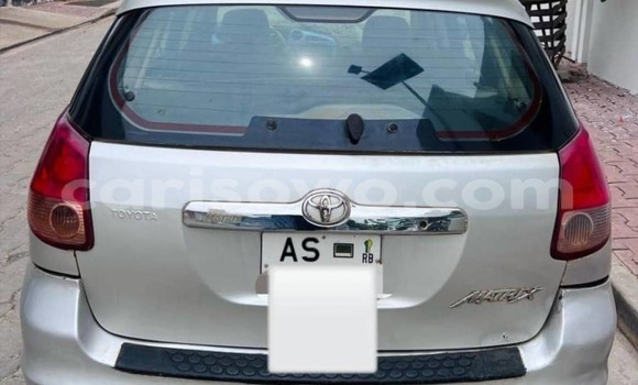Buy Used Toyota Matrix Silver Car in Cotonou in Benign