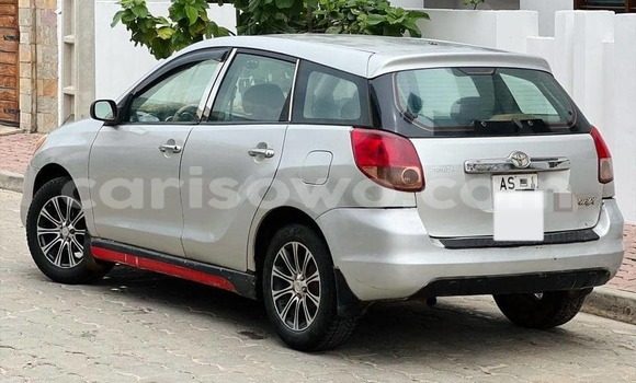 Acheter Occasion Voiture Toyota Matrix Gris à Cotonou, Benin Acheter Occasion Voiture Toyota Matrix Gris à Cotonou, Benin