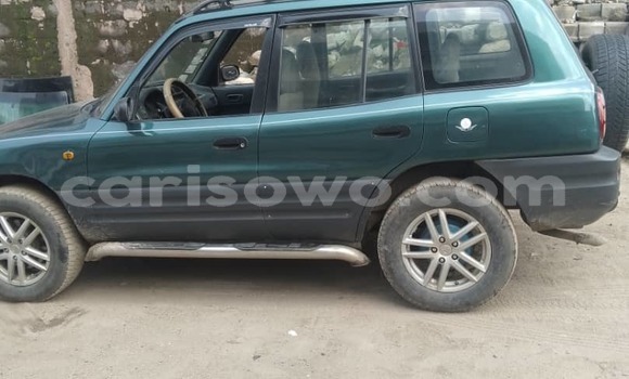 Sayi Na hannu Toyota RAV4 Green Mota in Cotonou a Benin Sayi Na hannu Toyota RAV4 Green Mota in Cotonou a Benin