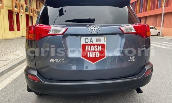 Ra Àlòkù Toyota RAV4 Black Ọkọ̀ in Cotonou ni Benin Ra Àlòkù Toyota RAV4 Black Ọkọ̀ in Cotonou ni Benin