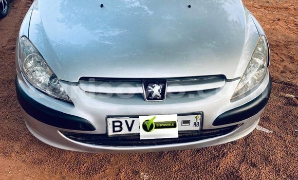 Sayi Na hannu Peugeot 307 Azurfa Mota in Cotonou a Benin Sayi Na hannu Peugeot 307 Azurfa Mota in Cotonou a Benin