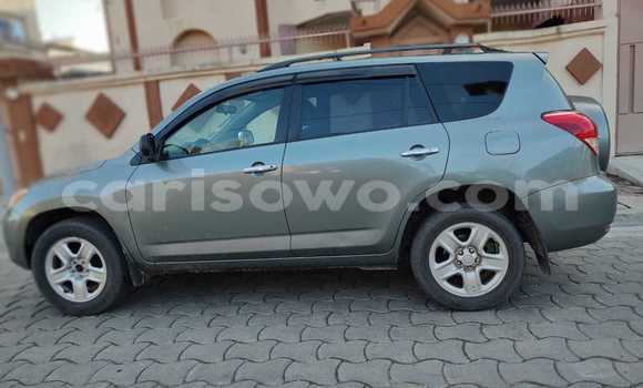 Ra Àlòkù Toyota RAV4 Alawọ ewe Ọkọ̀ in Cotonou ni Benin Ra Àlòkù Toyota RAV4 Alawọ ewe Ọkọ̀ in Cotonou ni Benin