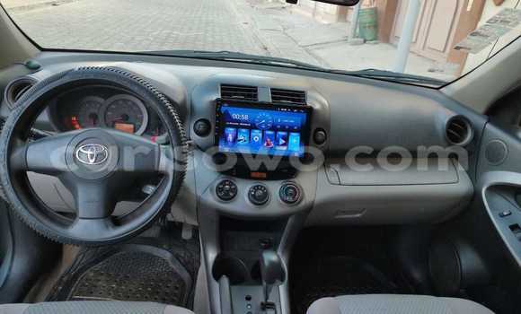Ra Àlòkù Toyota RAV4 Alawọ ewe Ọkọ̀ in Cotonou ni Benin Ra Àlòkù Toyota RAV4 Alawọ ewe Ọkọ̀ in Cotonou ni Benin