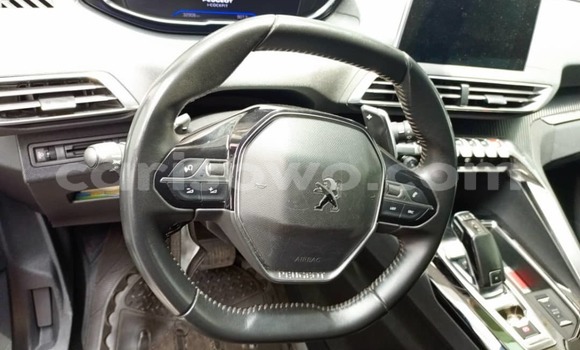 Acheter Occasion Voiture Peugeot 3008 Rouge à Cotonou, Benin Acheter Occasion Voiture Peugeot 3008 Rouge à Cotonou, Benin